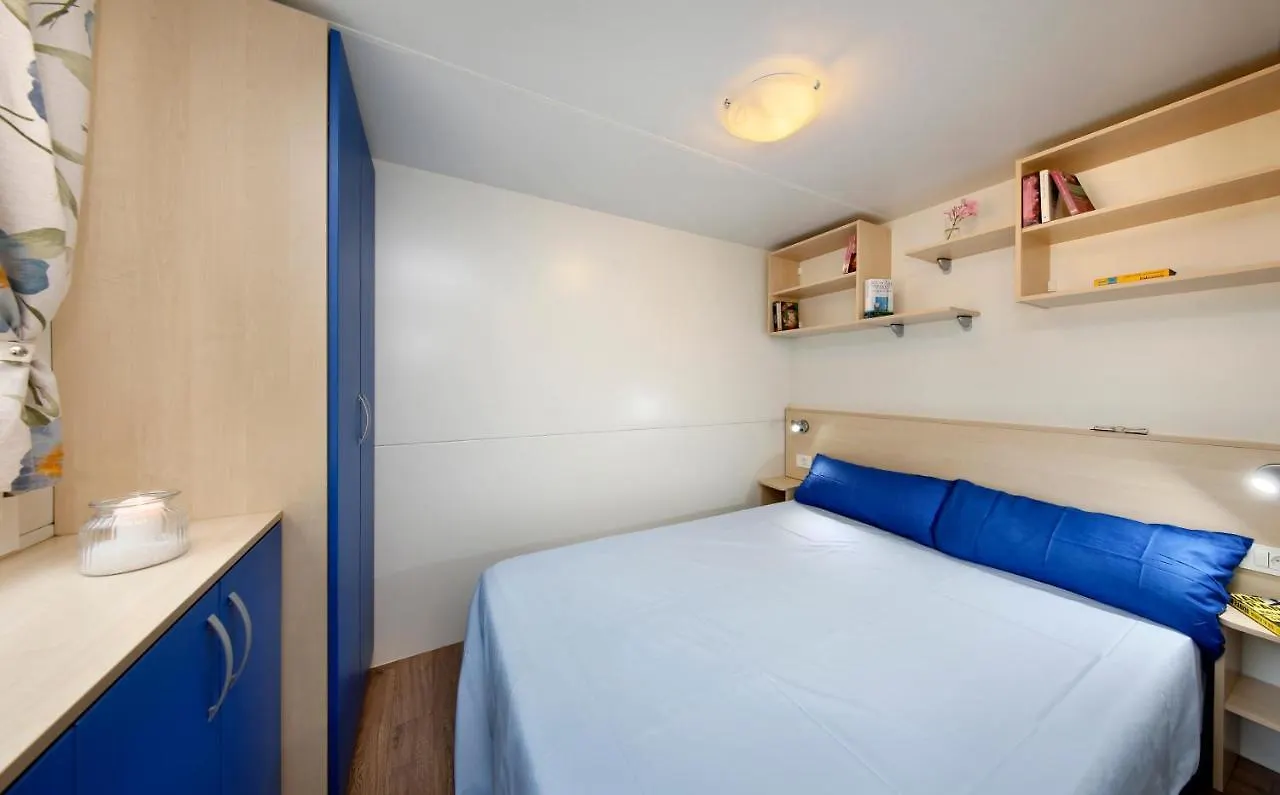 Parco vacanze Albatross Mobile Homes on Camping Bi Village Fažana